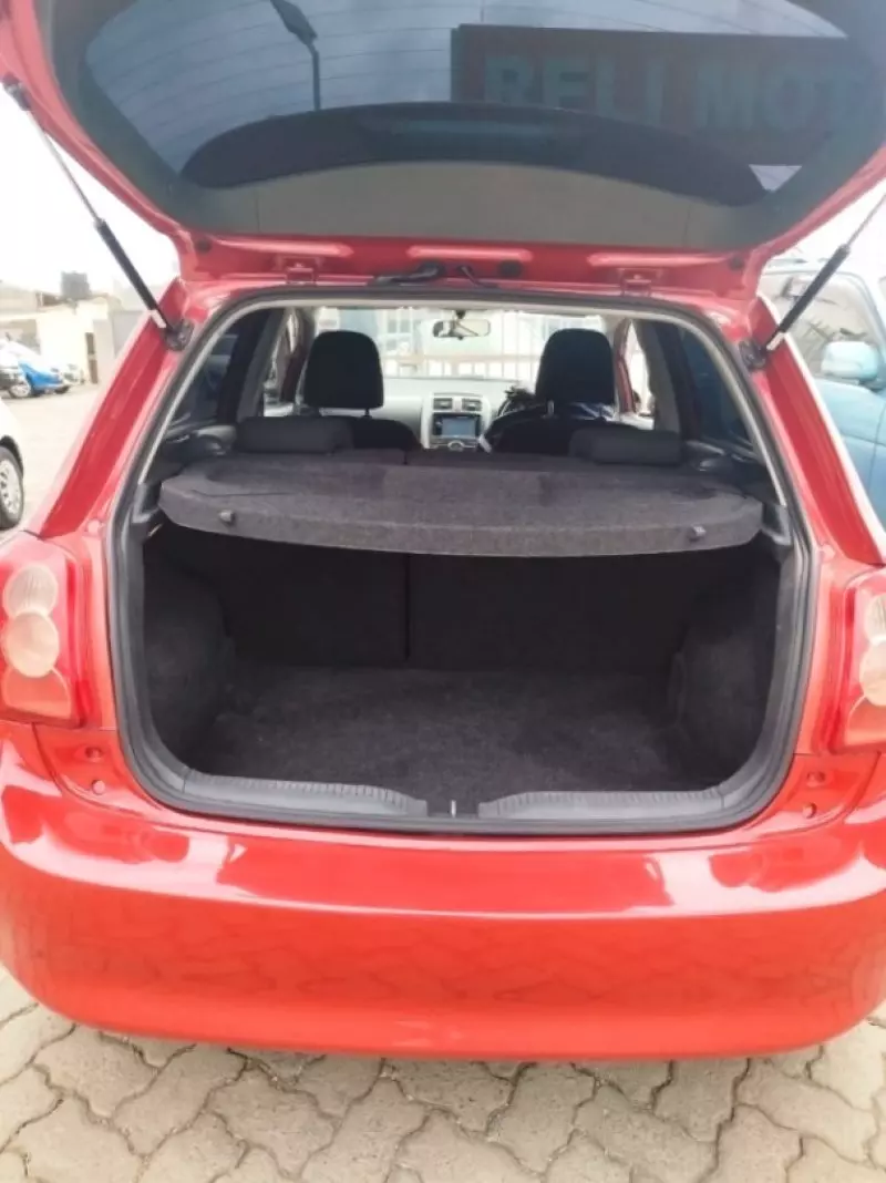 Toyota Auris   - 2010