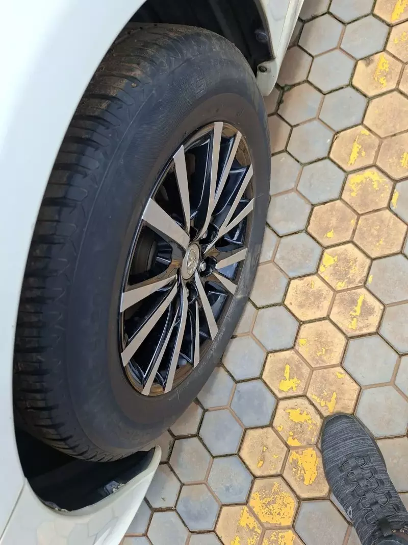 Toyota Mark X   - 2016