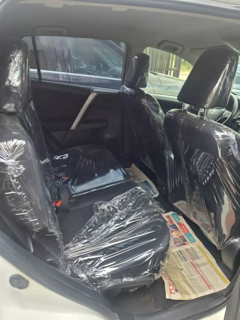 Toyota RAV4   - 2018