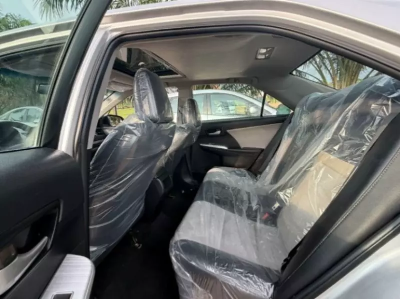 Toyota Camry   - 2012