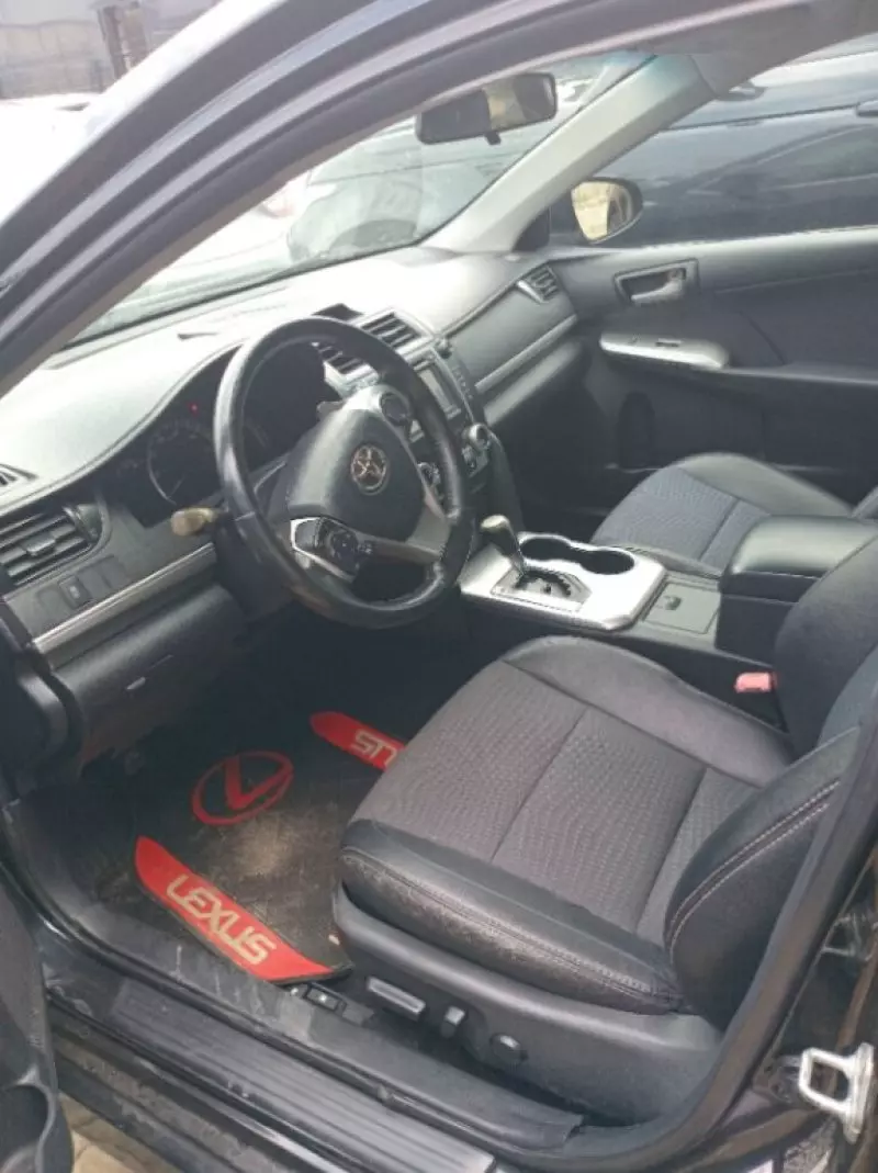 Toyota Camry   - 2013