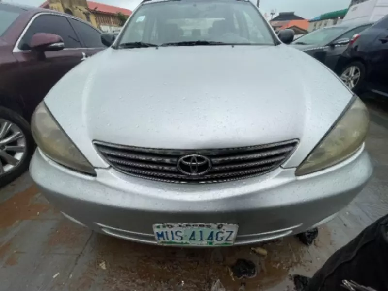 Toyota camry   - 2003