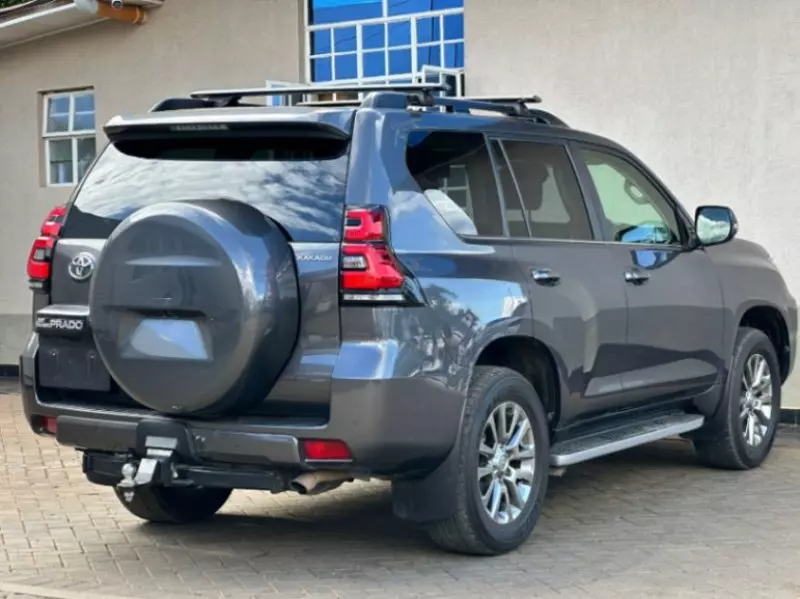 Toyota Landcruiser Prado