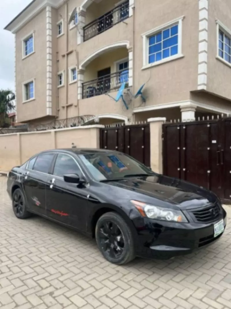 Honda Accord   - 2008