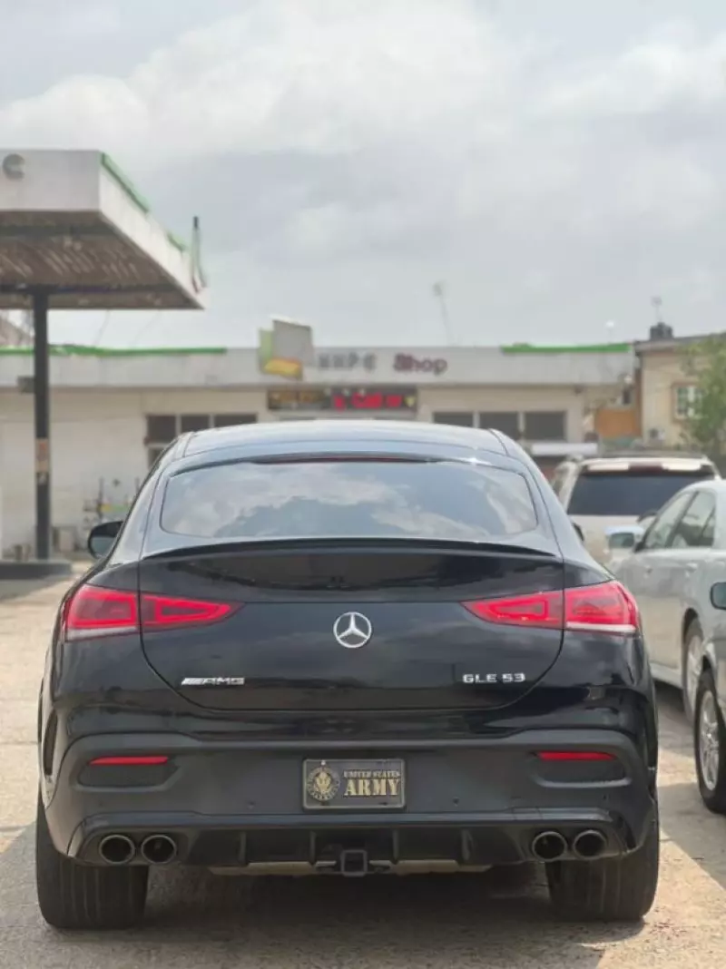 Mercedes-Benz GLE-Class   - 2021