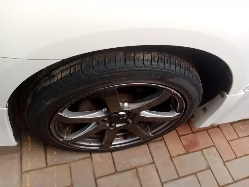 Toyota Noah   - 2012