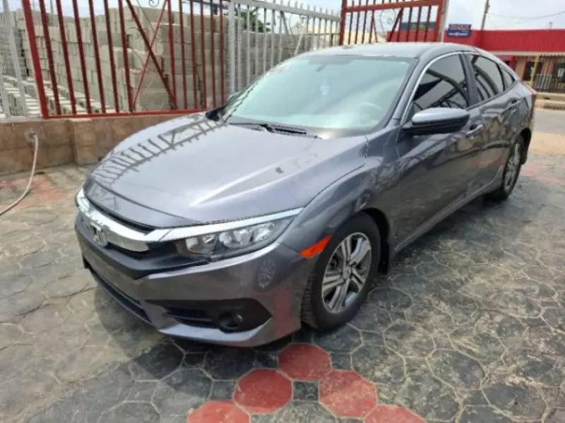Honda Civic   - 2018