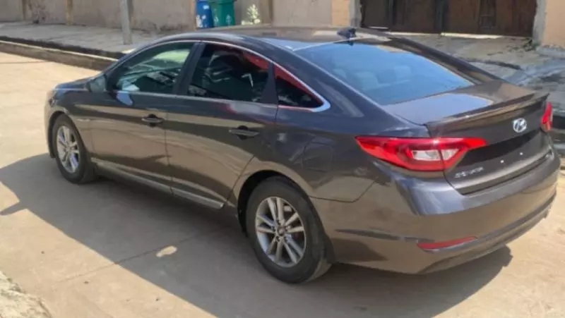 Hyundai Sonata   - 2015