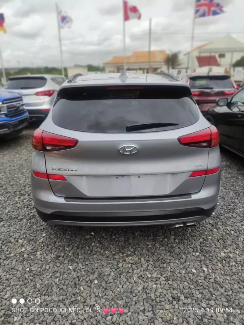 Hyundai Tucson   - 2021