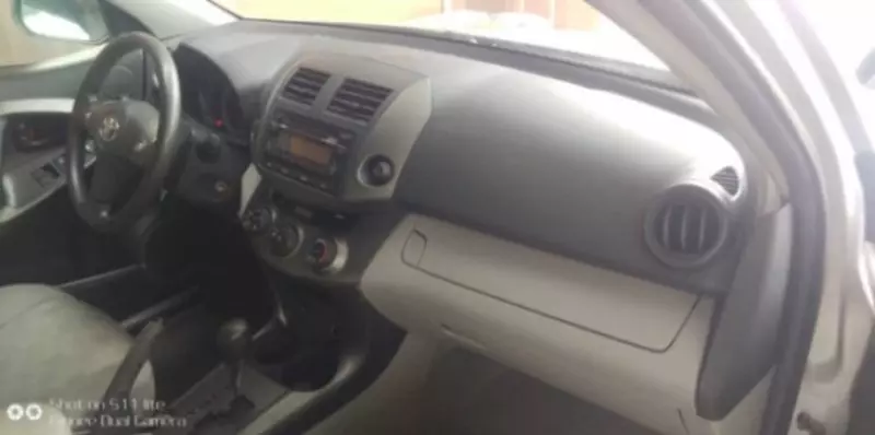 Toyota RAV 4   - 2013