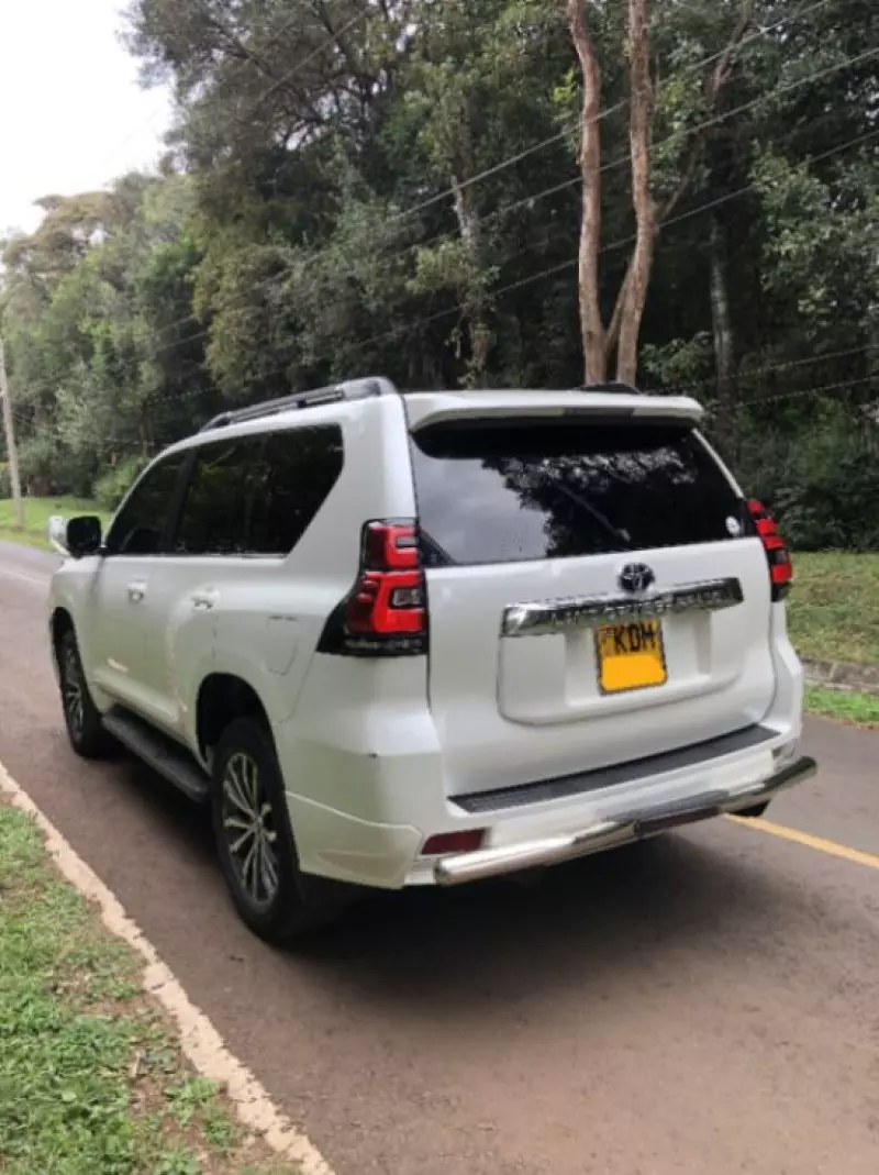 Toyota Land Cruiser Prado TX L   - 2017