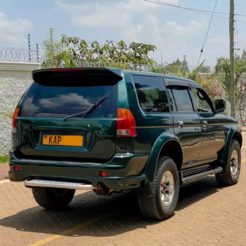 Mitsubishi Pajero Sport GLS Petrol   - 1997