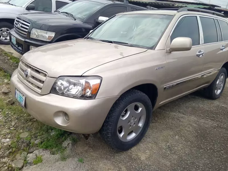 Toyota Highlander   - 2006