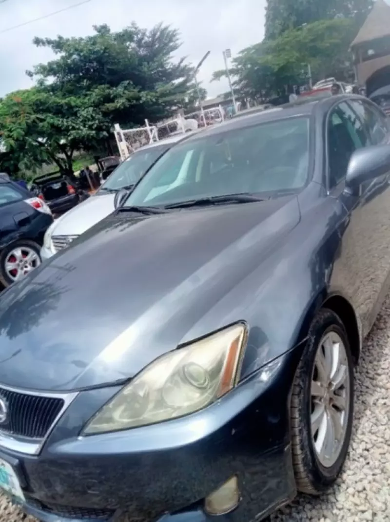 Lexus IS 250   - 2008