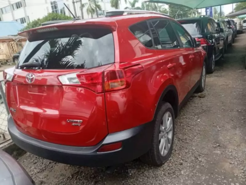 Toyota RAV 4   - 2016