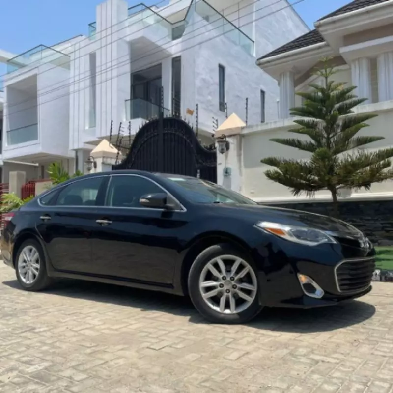 Toyota Camry - 2014