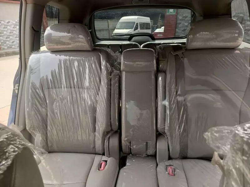 Toyota Highlander   - 2013