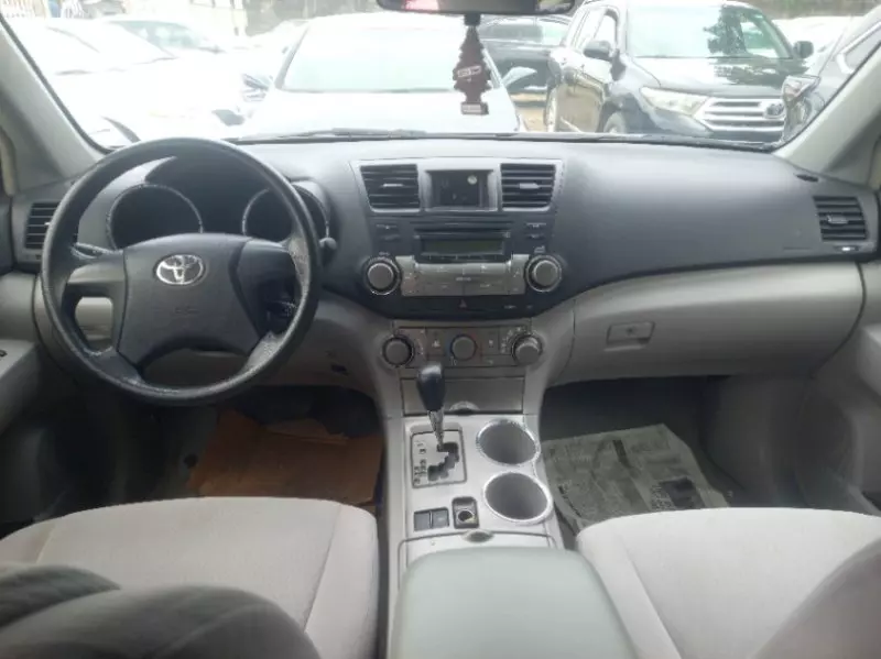 Toyota Highlander   - 2008