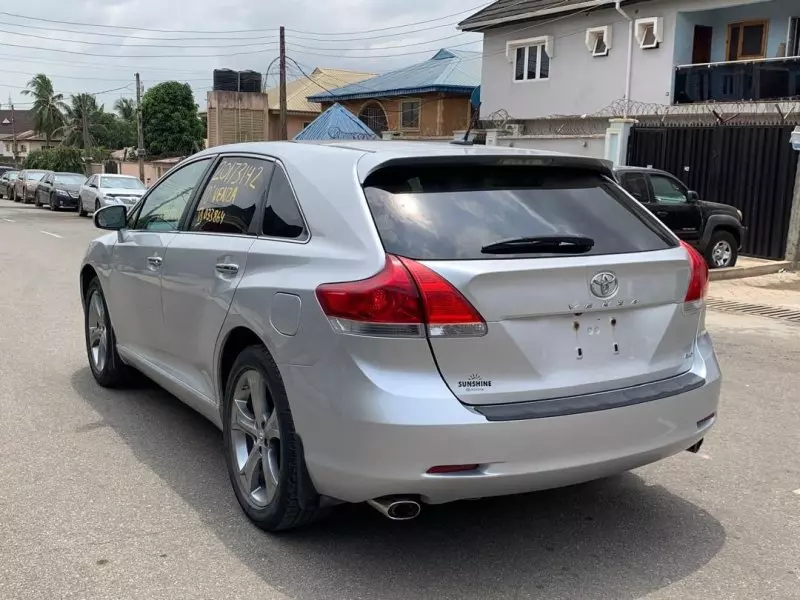 Toyota Venza   - 2010