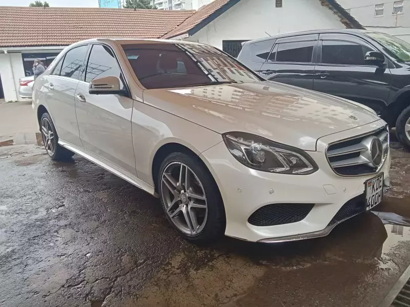 Mercedes-Benz E250   - 2014