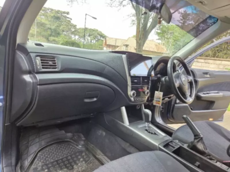Subaru Forester   - 2011