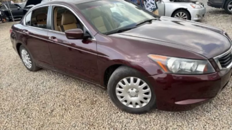 Honda Accord   - 2009