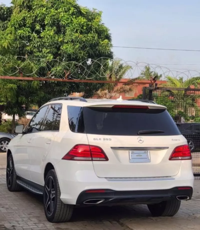 Mercedes-Benz GLE-Class - 2016
