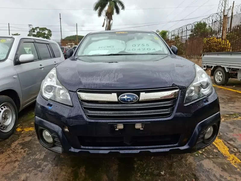 Subaru Outback   - 2012