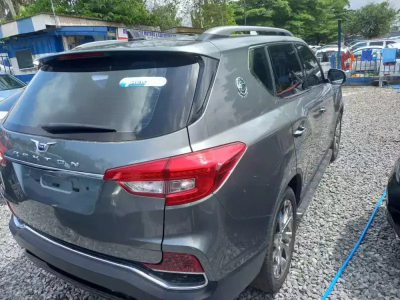 Ssangyong REXTON   - 2020