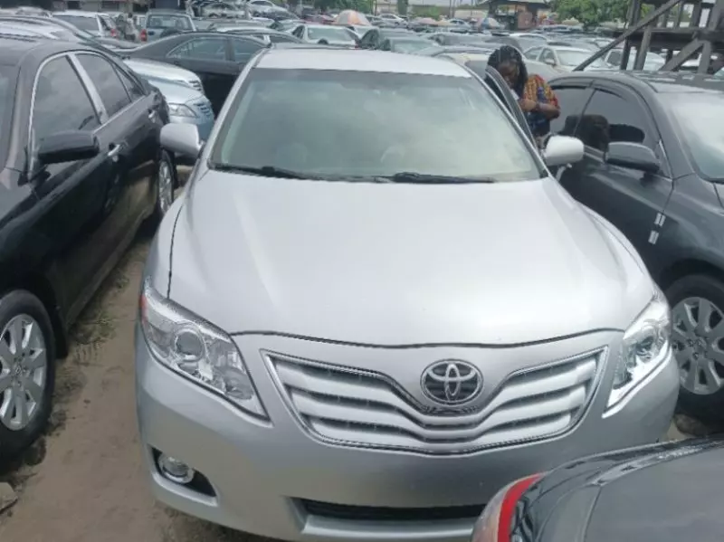 Toyota camry   - 2009