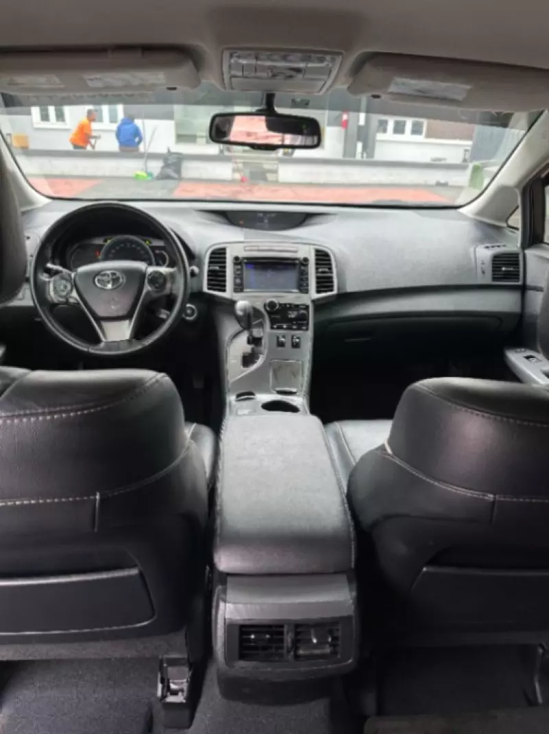 Toyota Venza   - 2013
