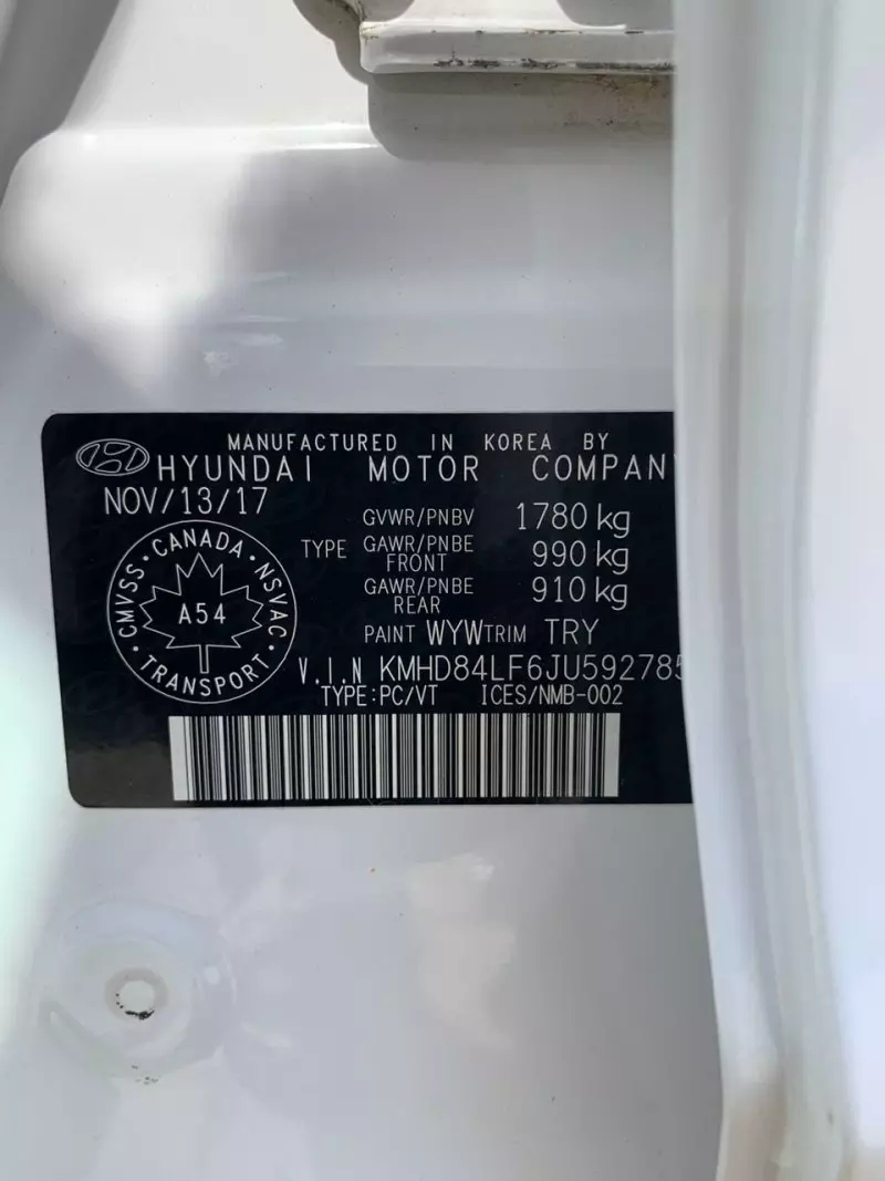 Hyundai Elantra   - 2018