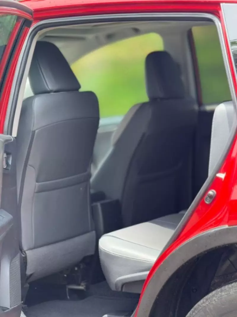 Toyota RAV 4   - 2014