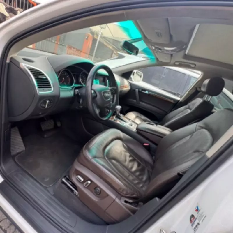Audi Q7   - 2015