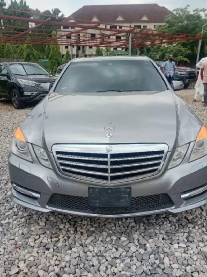 Mercedes-Benz E 350   - 2013