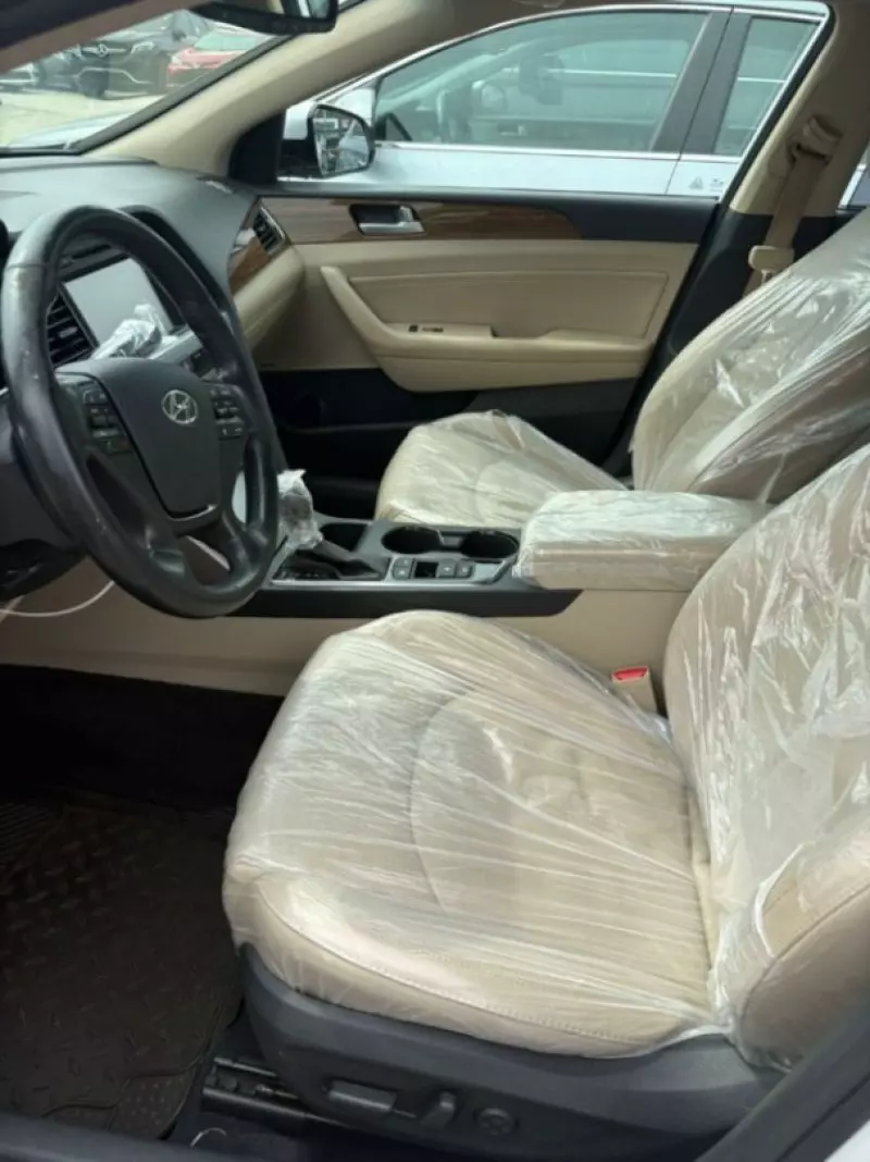 Hyundai Sonata - 2015