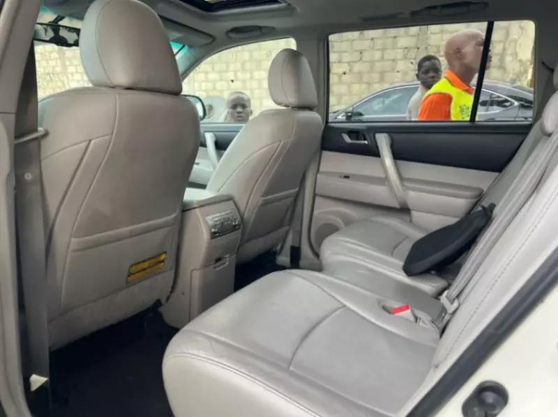 Toyota Highlander   - 2009