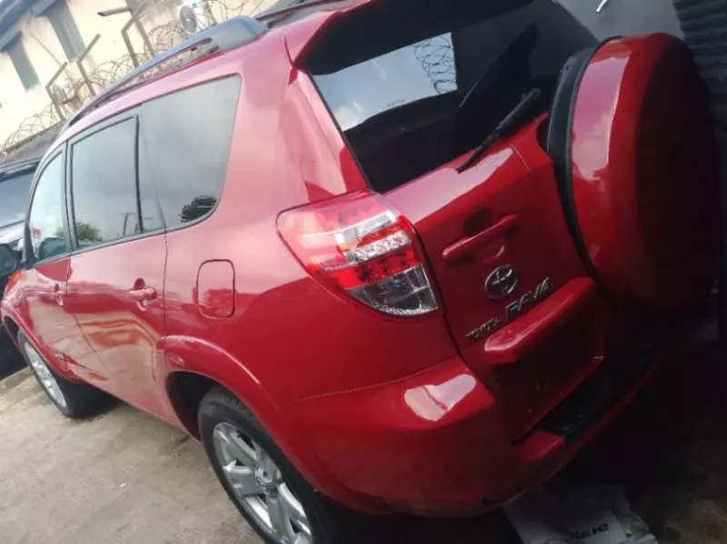 Toyota RAV 4   - 2009