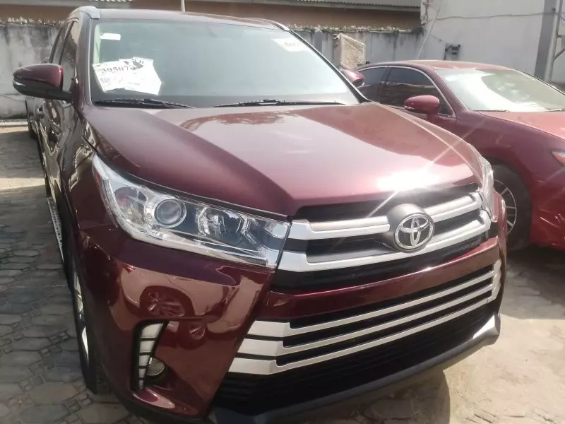 Toyota Highlander   - 2015