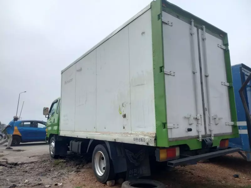 Hyundai Mighty   - 2004