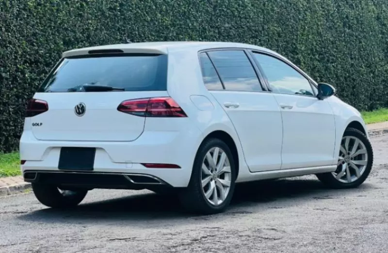 VOLKSWAGEN polo sedadan trend  ba ess   - 2018