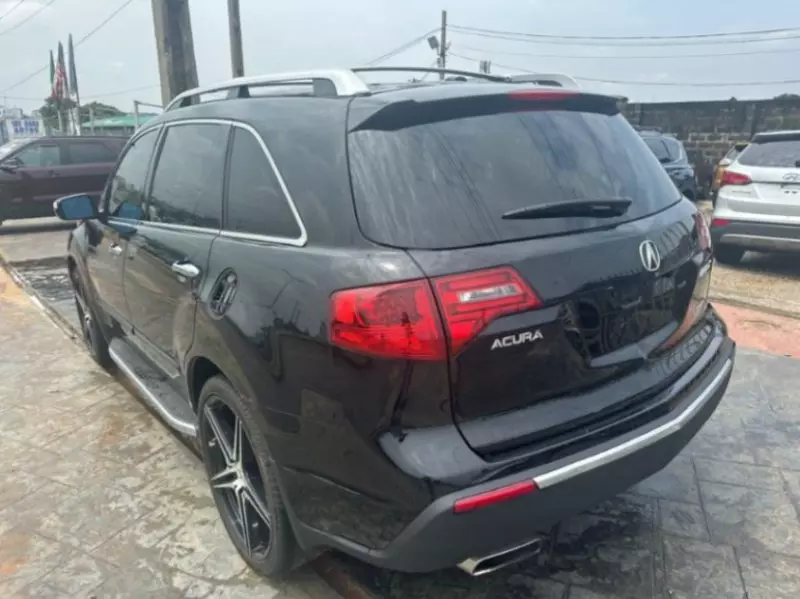 Acura MDX   - 2010
