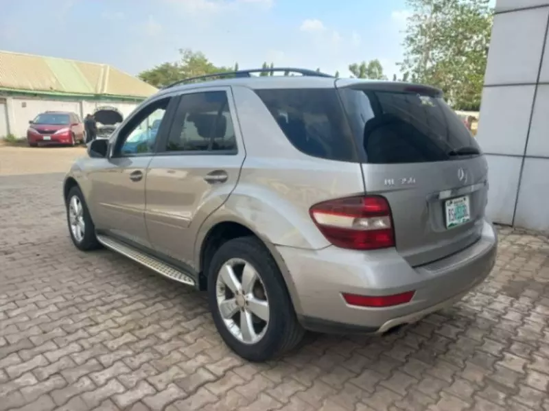 Mercedes-Benz ML 350   - 2009