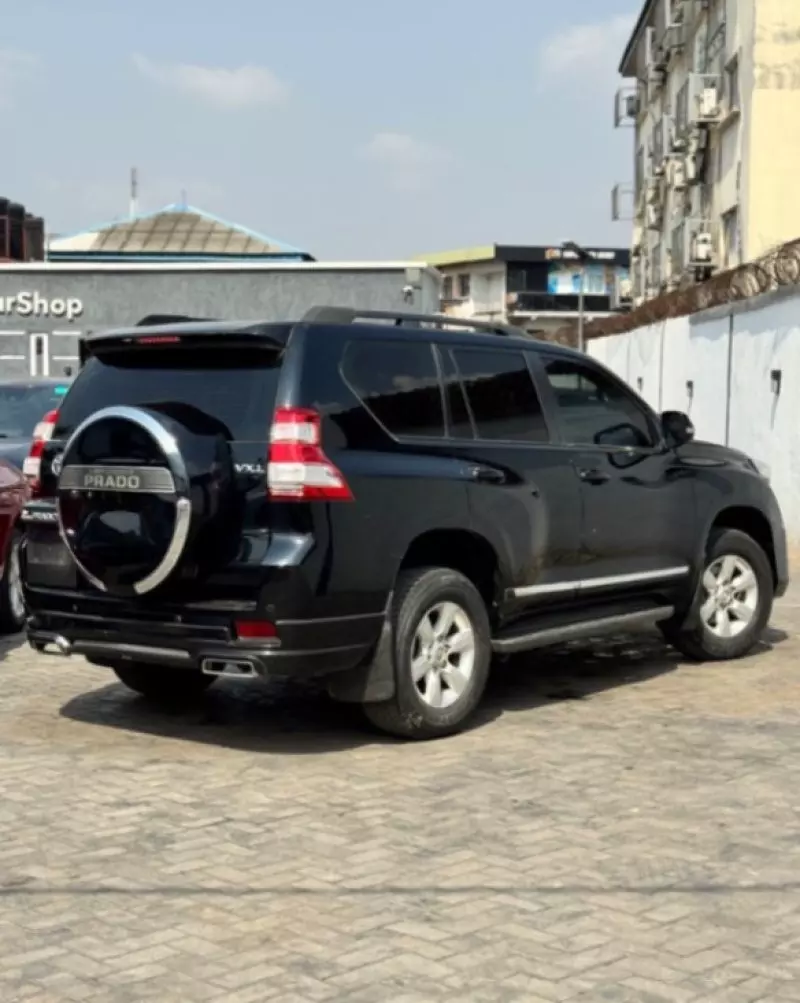 Toyota Prado   - 2016