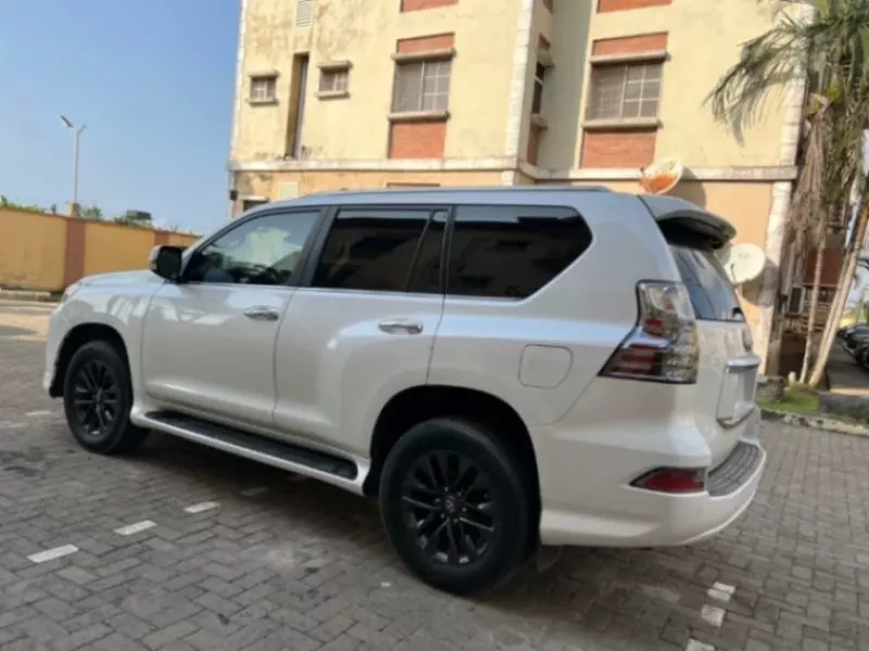 Lexus GX 460