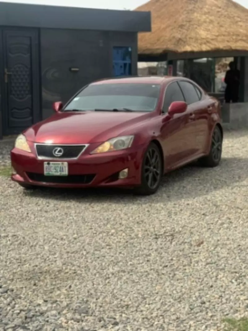 Lexus IS   - 2008