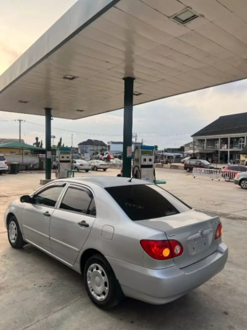 Toyota Corolla   - 2007