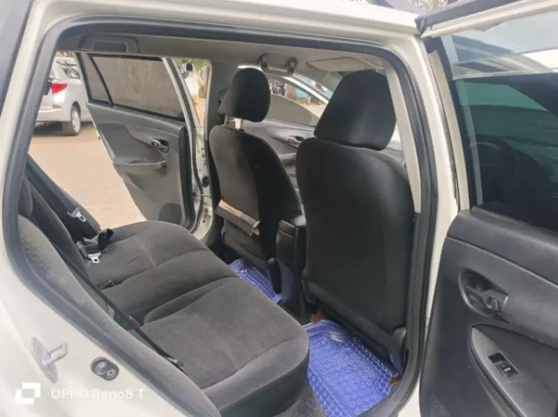 Toyota Fielder    - 2012