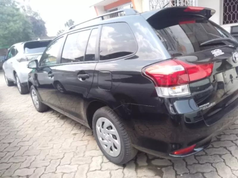 Toyota Fielder    - 2019