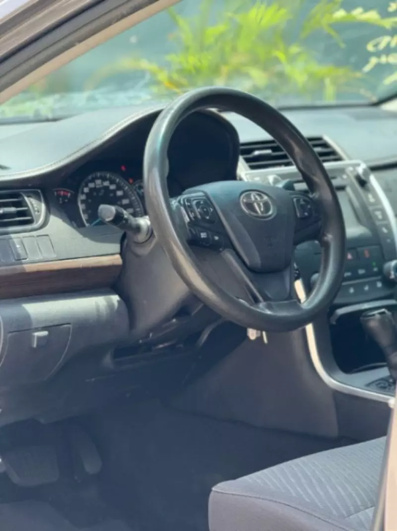Toyota camry   - 2015